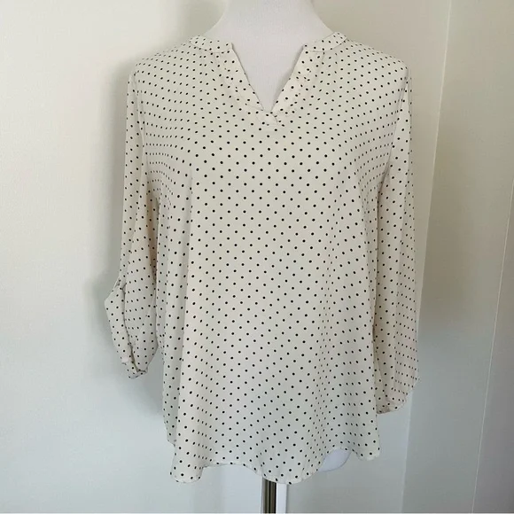 Maurice’s Women's Cream Polka Dot Popover Blouse Size L - Picture 12 of 15